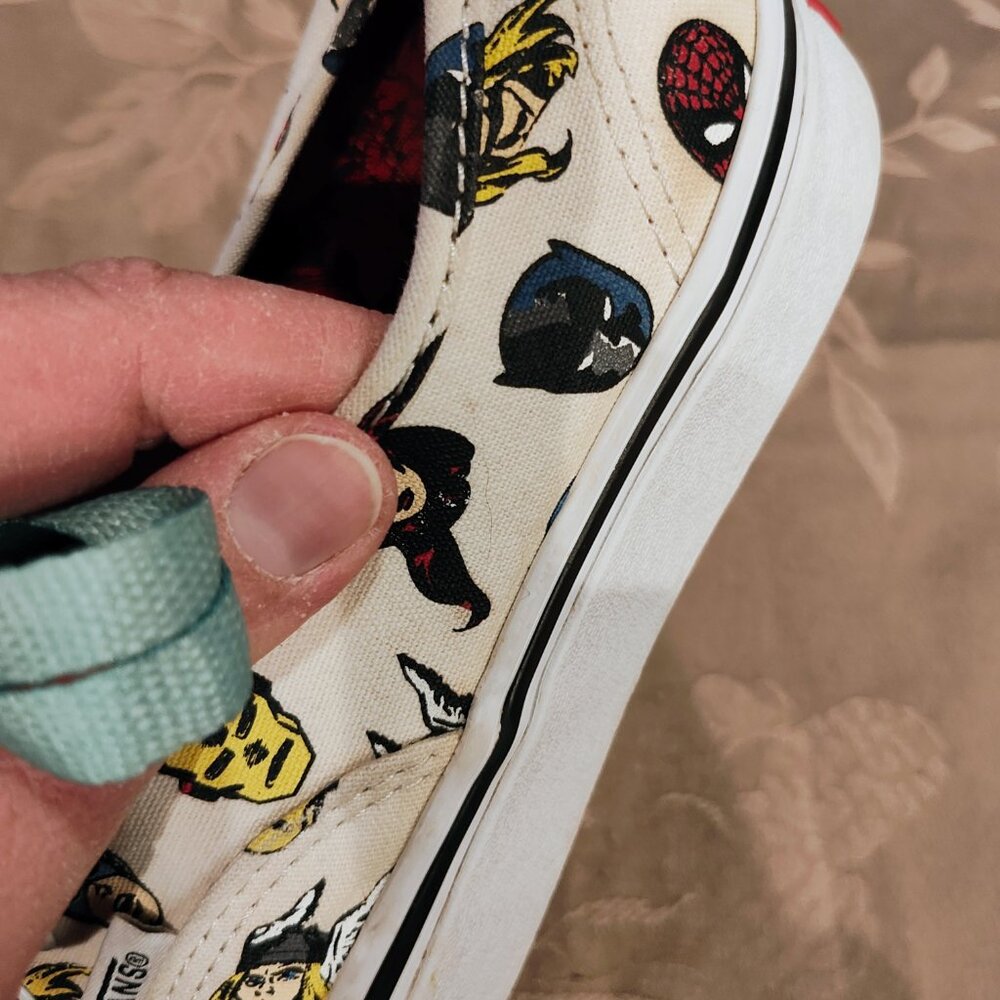 Vans Marvel x Authentic Avengers Off White Canvas Shoes, M 6, W 7.5, Used - Picture 15 of 16